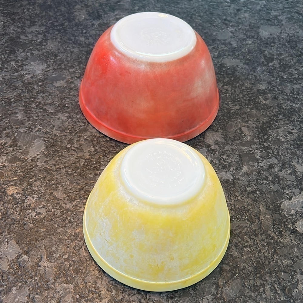 Set of Two Pyrex Primary Red Yellow Bowls